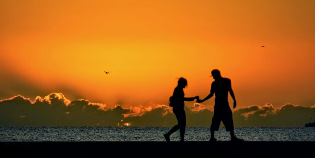 Dec 2 Couple-Silhouette-Sunset-Beach-HD-Wallpaper